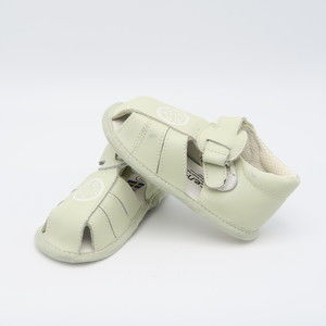 Vincent Girls Ivory Sandals size: 3 Infant